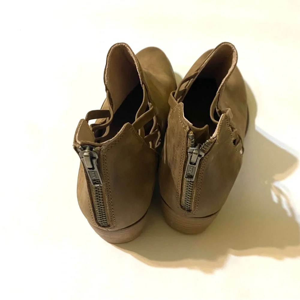 Seychelles Women's  Tan Ankle Boots